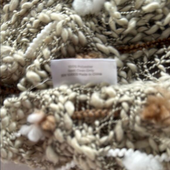 CHIC TEXTURED NEUTRAL NATURAL RECTANGULAR SCARF TEXTURED BEIGE TAN WHITE - Picture 6 of 9